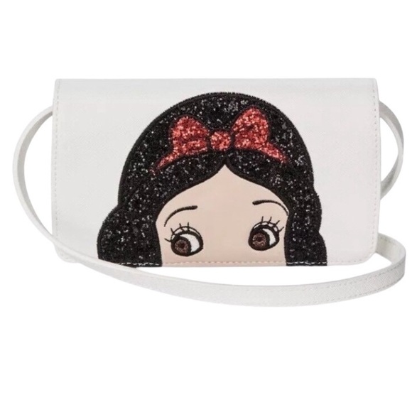 NWT DISNEY X DANIELLE NICOLE SNOW WHITE PHONE CROSSBODY WALLET - Picture 1 of 10